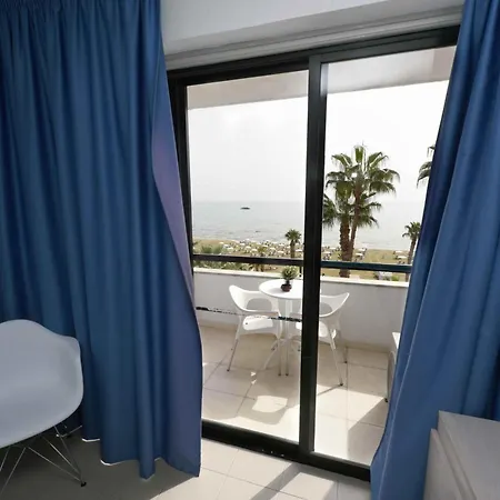 דירה Finikoudes Sunrise Sea View Lux *